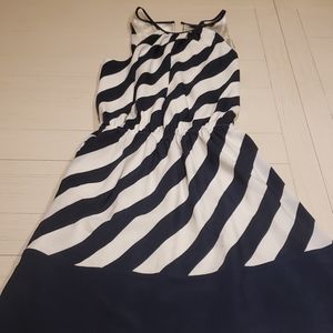 Womens Express sleeveless dress